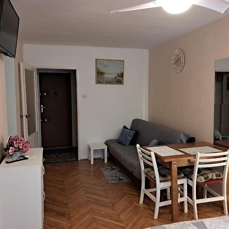Апартаменты "Sady Flat" Варшава Экстерьер фото